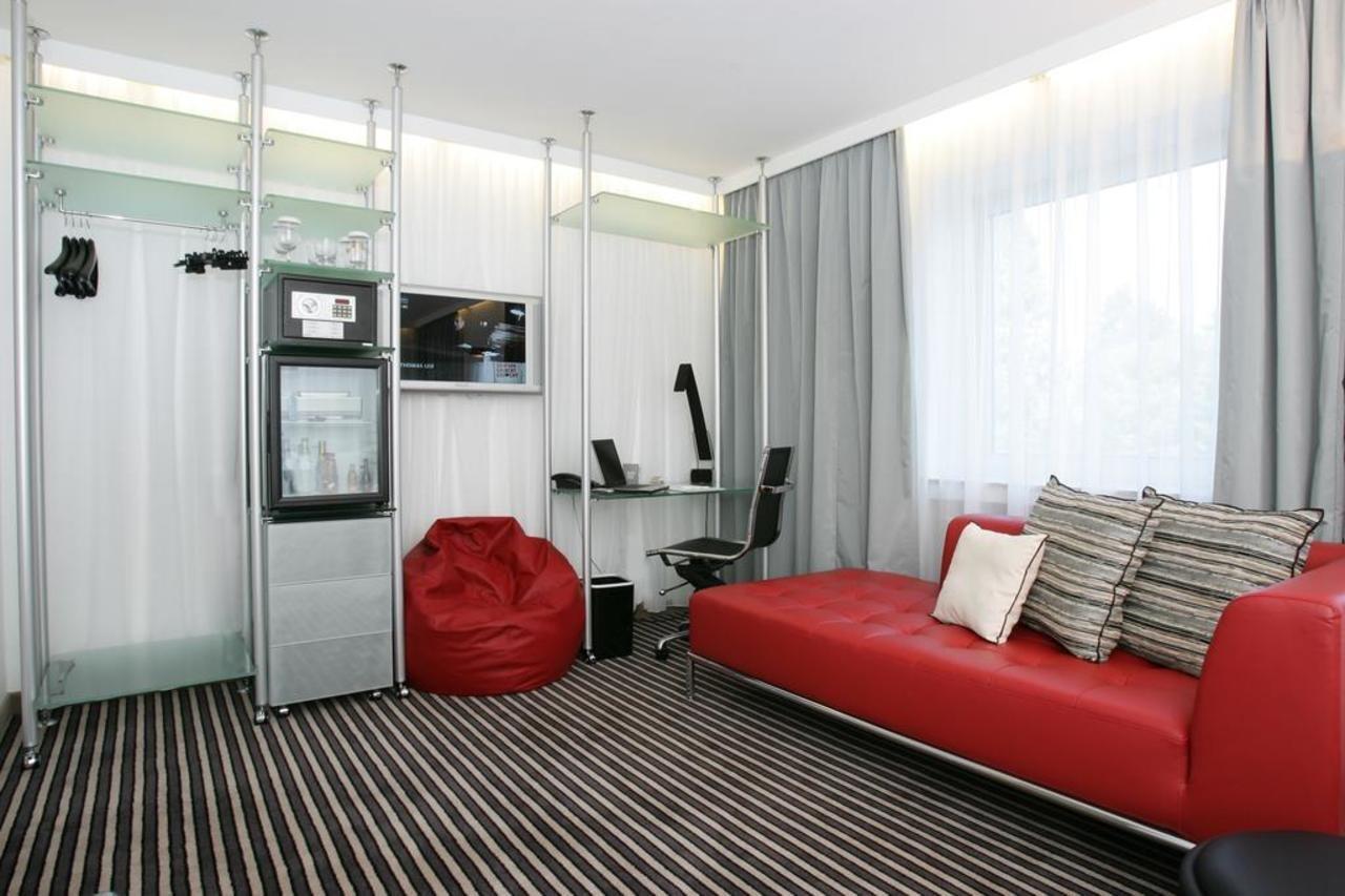 Numa Bona Aparthotel Exteriör bild